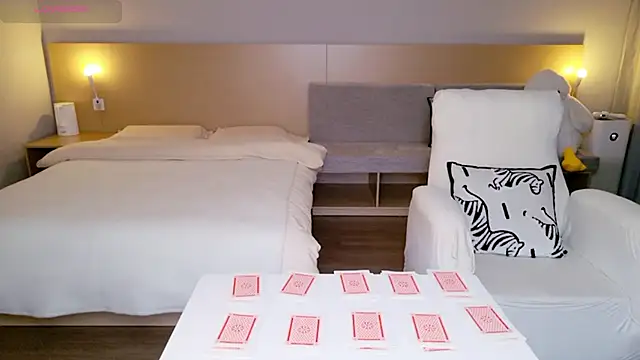 Lucky-baby's cam snapshot