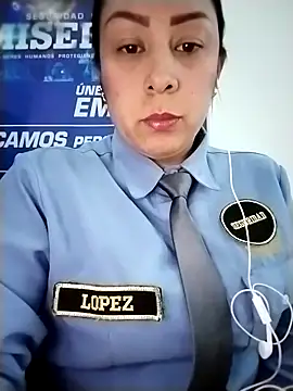 CRISTAL__11's cam snapshot