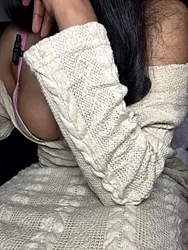 Whisky___Queen's cam snapshot