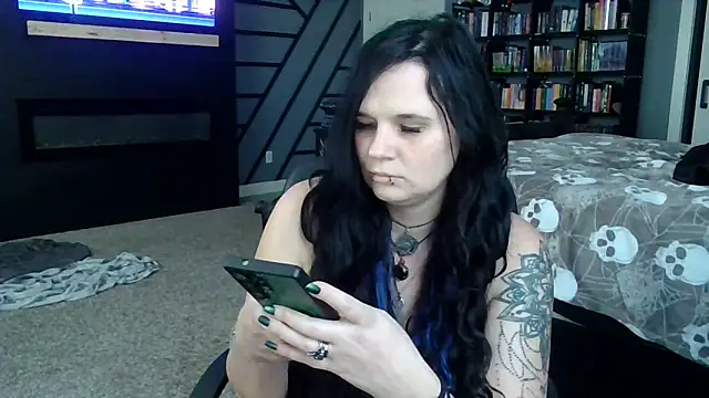 CherryWilde's cam snapshot