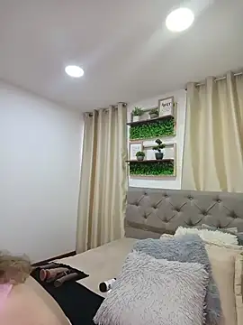 sasi_luna's cam snapshot