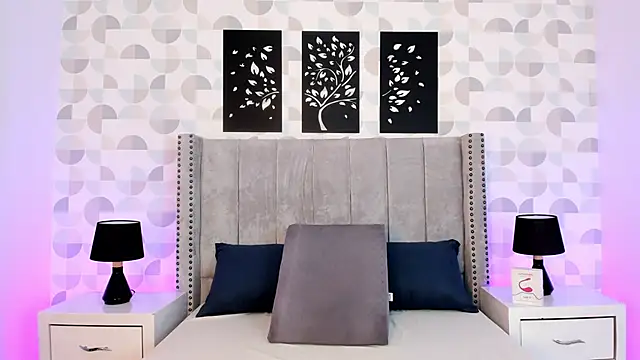 sara_stonems's cam snapshot