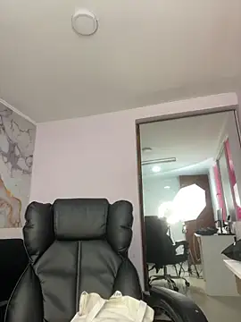 MAVI_EC_'s cam snapshot