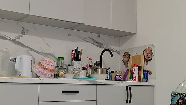 SimaGoldy's cam snapshot