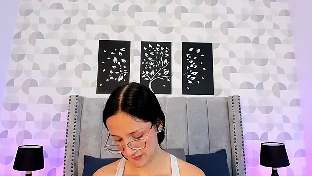 sara_stonems's cam snapshot