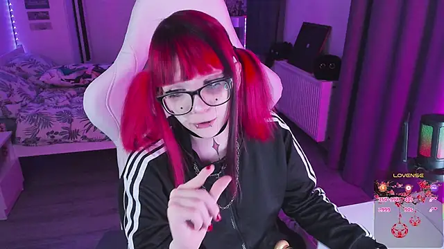 Yumi_Youkai's cam snapshot