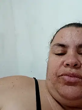 yaneth_'s cam snapshot