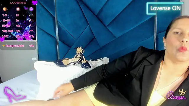 KikaDuque's cam snapshot