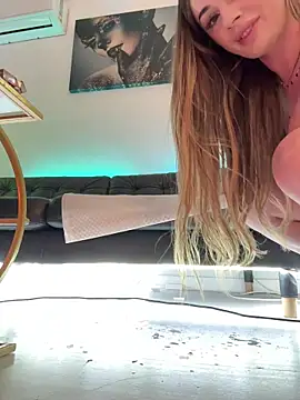 IsabellaEtthan's cam snapshot