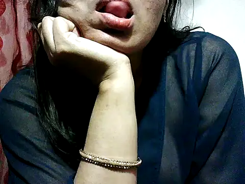 RukminiNew's cam snapshot