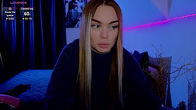 KitsyMoore's cam snapshot