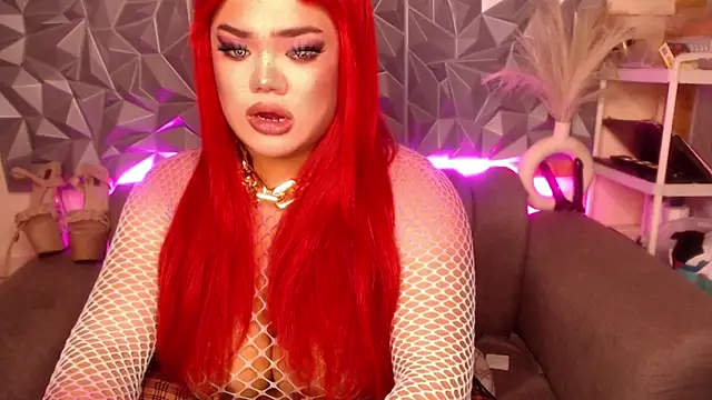 AlwaysHornyMia's cam snapshot