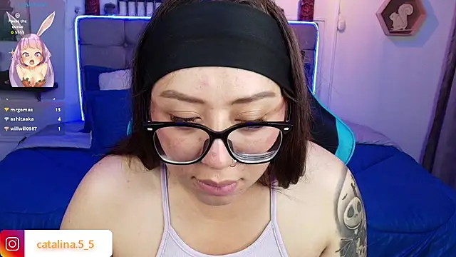 Kata_Bigboobs's cam snapshot