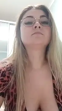 pussyCat_t's cam snapshot