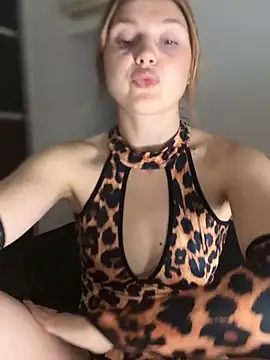 Emaline_Fane live sex cam