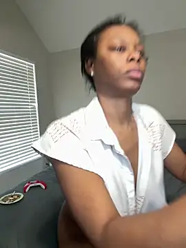 Tiffany_tif22's cam snapshot