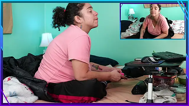 nsfwismorefun's cam snapshot