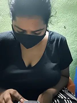 Liyaa_24 live sex cam