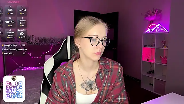 EvaPeace's cam snapshot