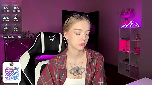 EvaPeace's cam snapshot