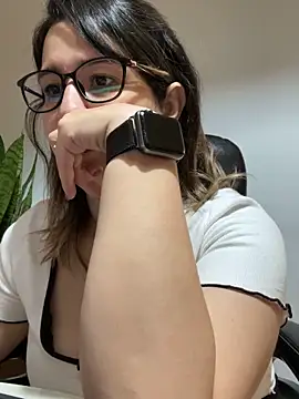 amooraaamoon live sex cam