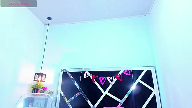 iisabella_noa's cam snapshot