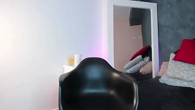 GingerMoon_'s cam snapshot