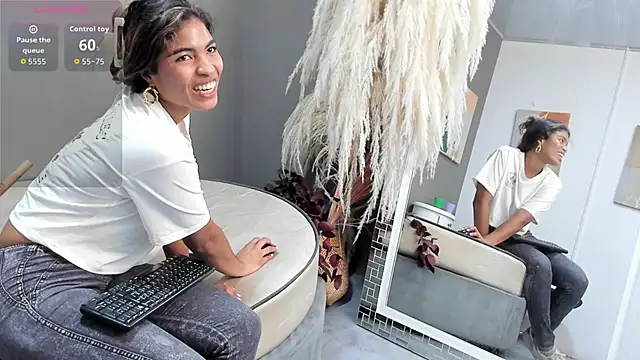 sienna_glow live sex cam