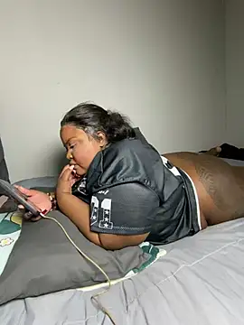 MissLola27's cam snapshot