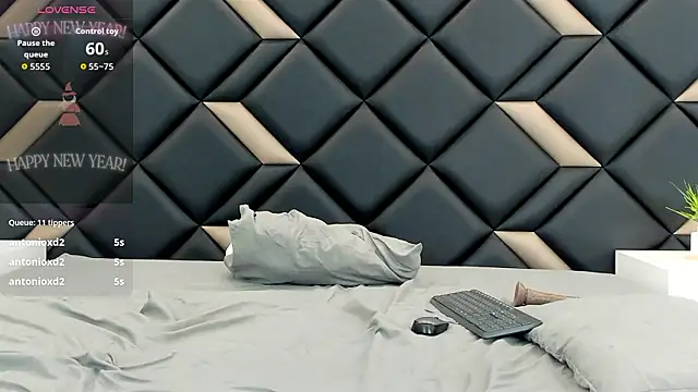 GeraldineSandoval's cam snapshot