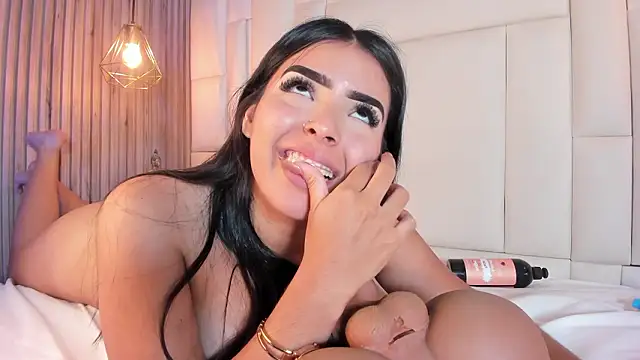 LovelyEyesx's cam snapshot