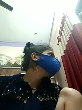 Maahi-Queen live sex cam