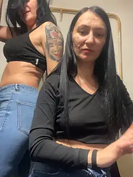 Adrianaahsexi's cam snapshot