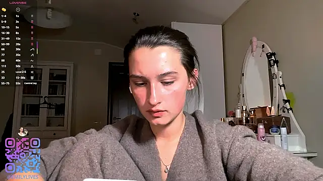 DarlineBrustera's cam snapshot