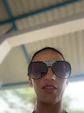 Samantha_bigboobs's cam snapshot