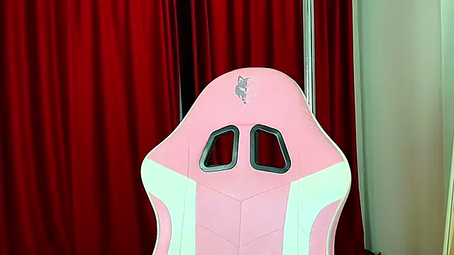 LunaAllure live sex cam