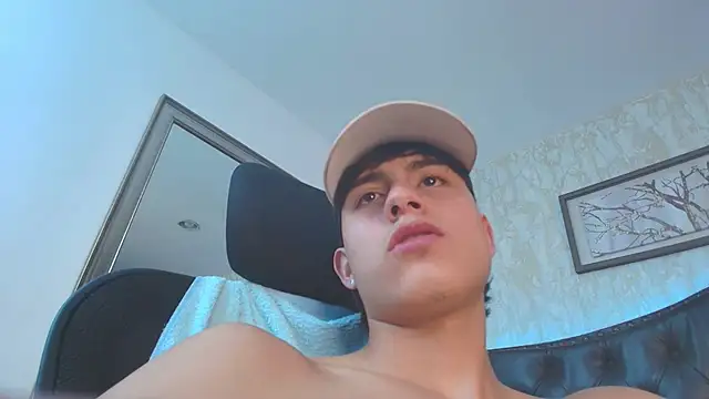 Lander_Cruz live sex cam