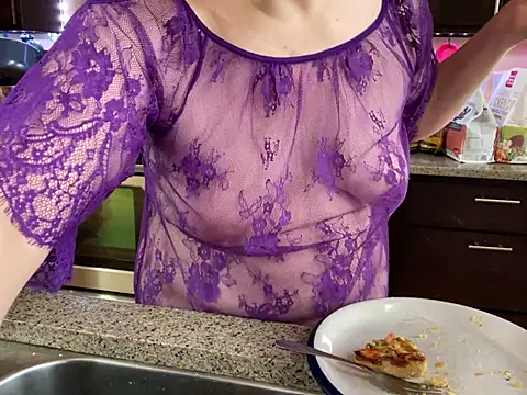 kinkymidwestmeadows's cam snapshot