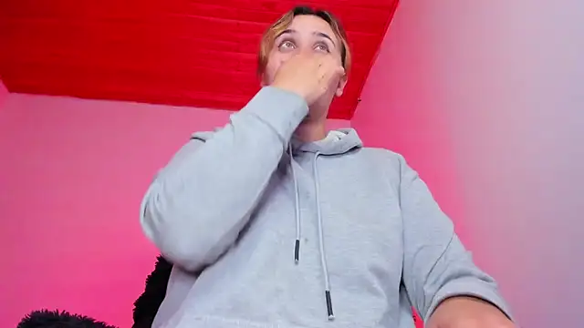 bonnie_moon_'s cam snapshot