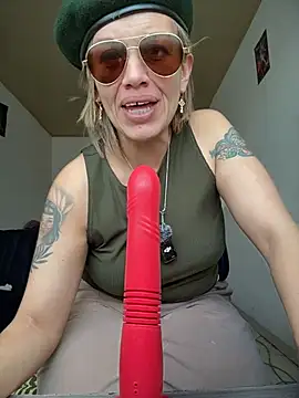 MAGDALAKOVANOVA's cam snapshot