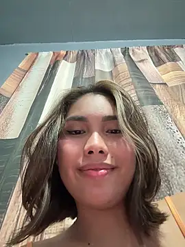 Alaia_River's cam snapshot