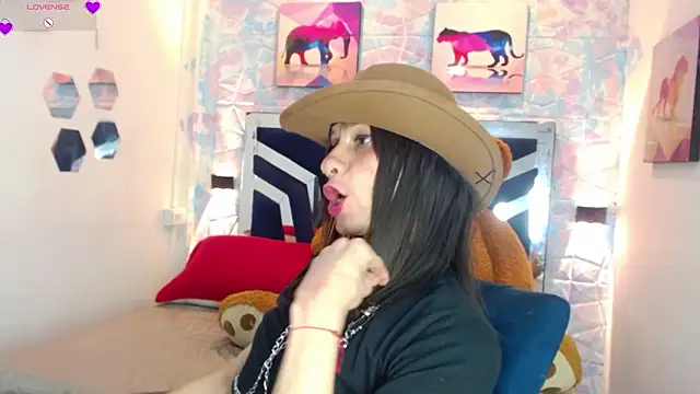 Charlotte_Landry__'s cam snapshot