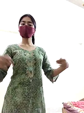 Arisha-'s cam snapshot