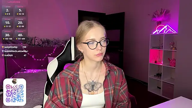 EvaPeace's cam snapshot