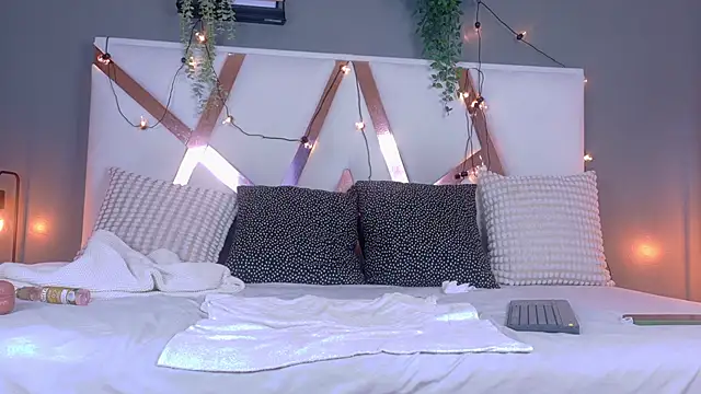 SeleneGibson__'s cam snapshot