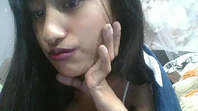 jully_5911's cam snapshot