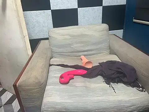 asian-doll's cam snapshot