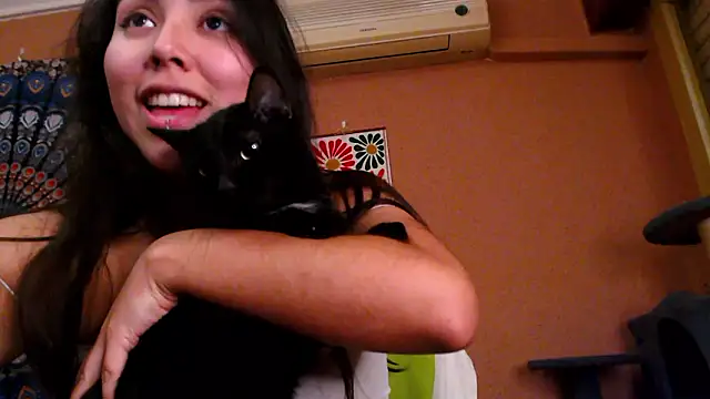 IntimateTales's cam snapshot