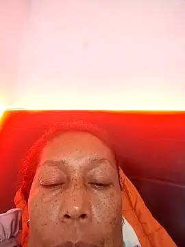 Ruby-Hot-Milf's cam snapshot