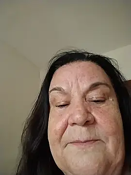 Yaya_Mineira live sex cam